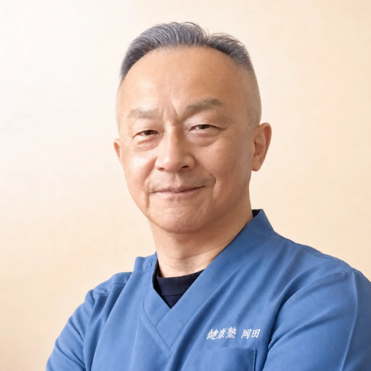 整体師として盆栽の世界を学ぶ筆者
